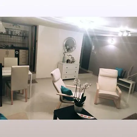 아파트 Apartament *